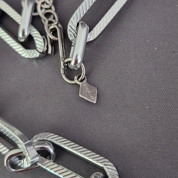 Sarah Coventry Silver-Tone Textured Link Necklace - Picture 2 of 3